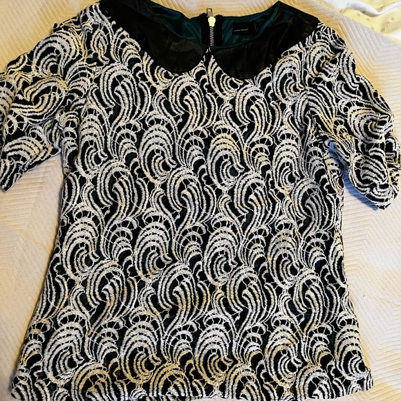 Vero Moda, Coordinated green pencil skirt and lace top set. Small - Picture 4 of 6